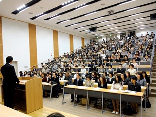 福山市立大学教育振興会 写真