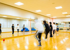 実技演習室（ダンススタジオ） 写真